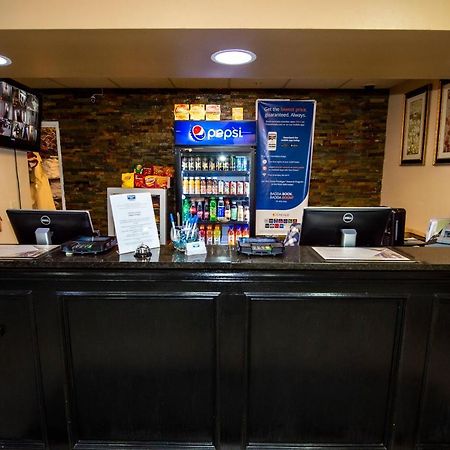 科罗拉多斯普林斯中心罗德威酒店 外观 照片