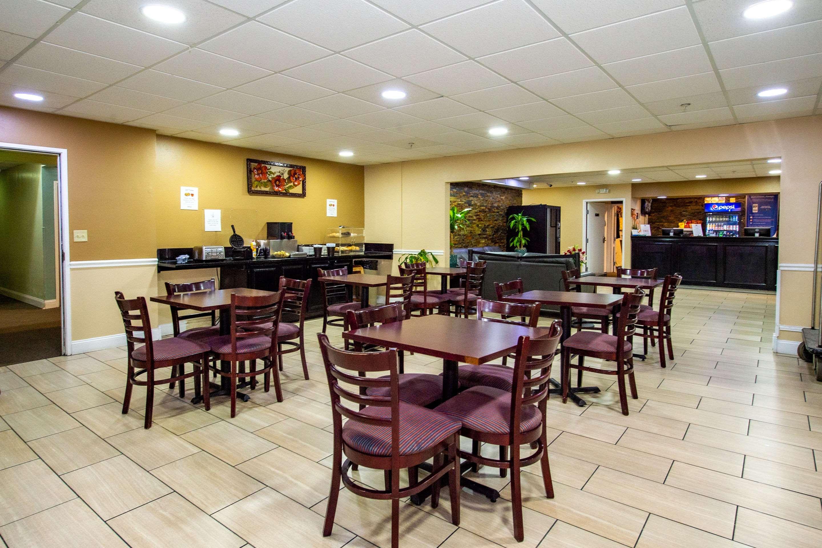 科罗拉多斯普林斯中心罗德威酒店 外观 照片